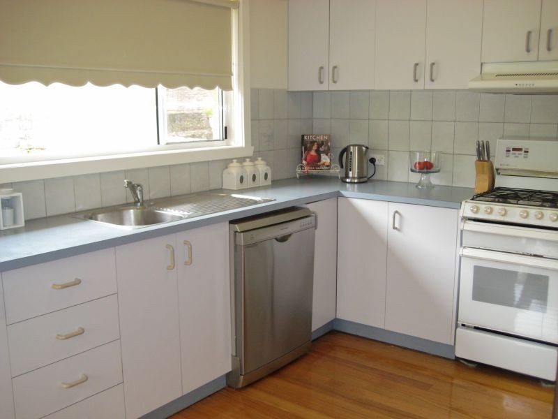 101 Haunted Hills Road, Newborough VIC 3825