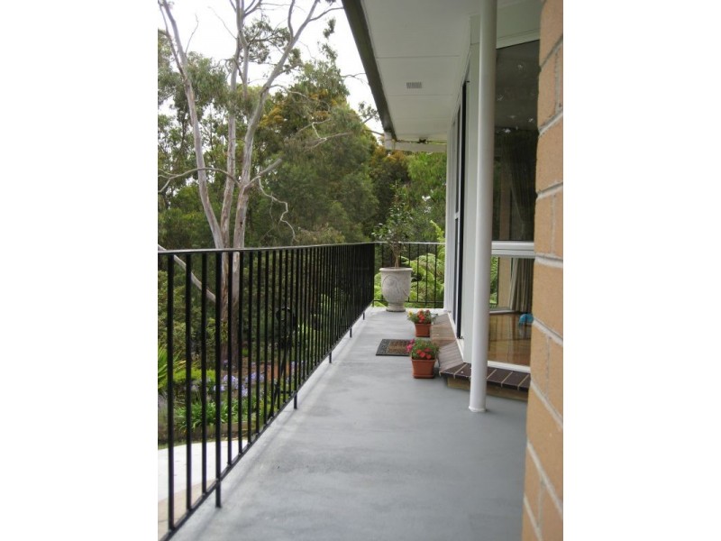 101 Haunted Hills Road, Newborough VIC 3825