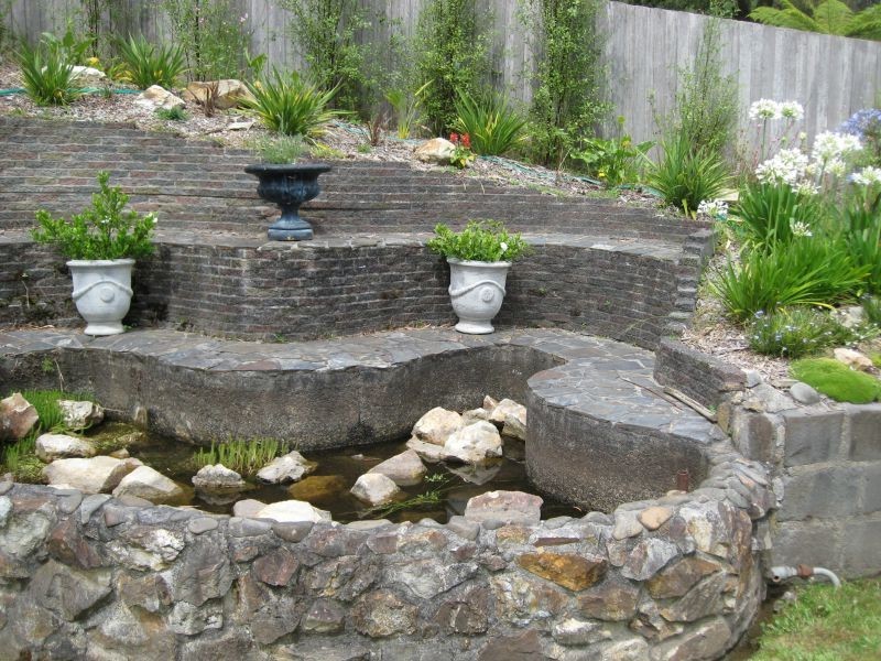 101 Haunted Hills Road, Newborough VIC 3825