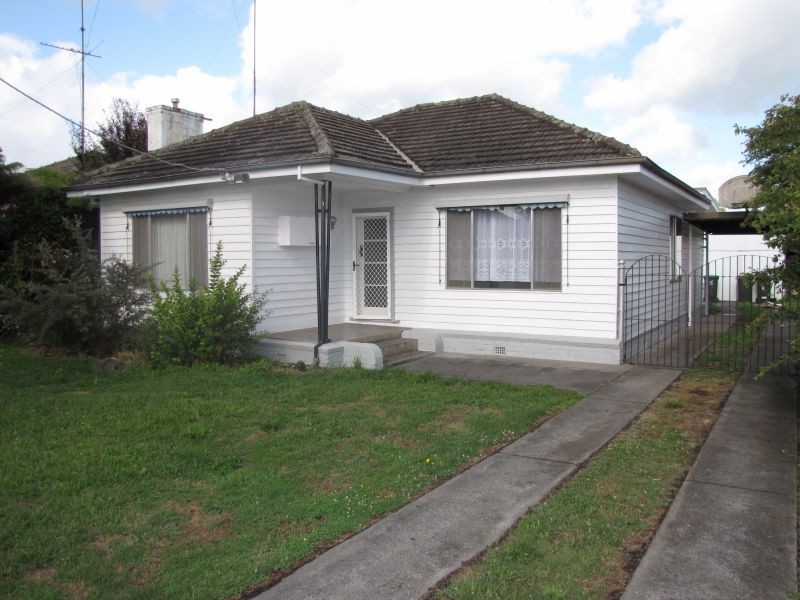 4 Bliss Street, Moe VIC 3825