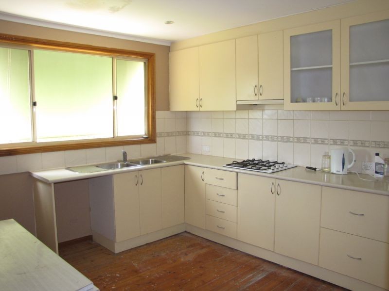 17 Childers Street, Newborough VIC 3825