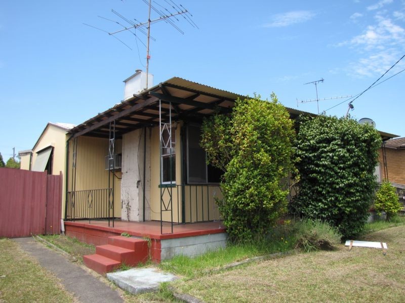 17 Childers Street, Newborough VIC 3825