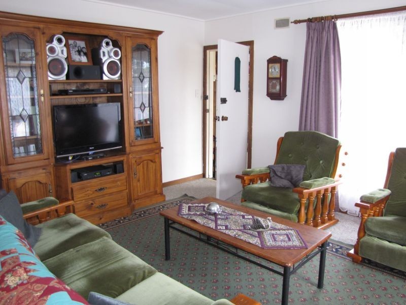 9 Childers Street, Newborough VIC 3825