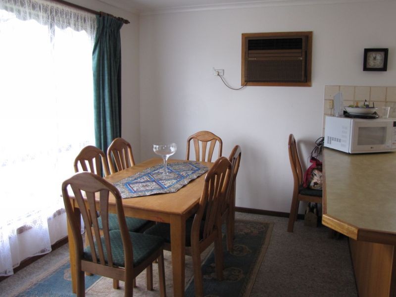 9 Childers Street, Newborough VIC 3825