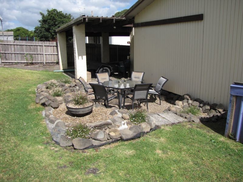 9 Childers Street, Newborough VIC 3825