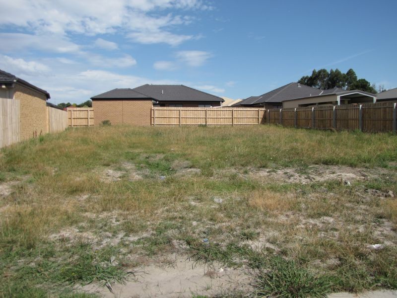 14 Sweetwater Place, Moe VIC 3825