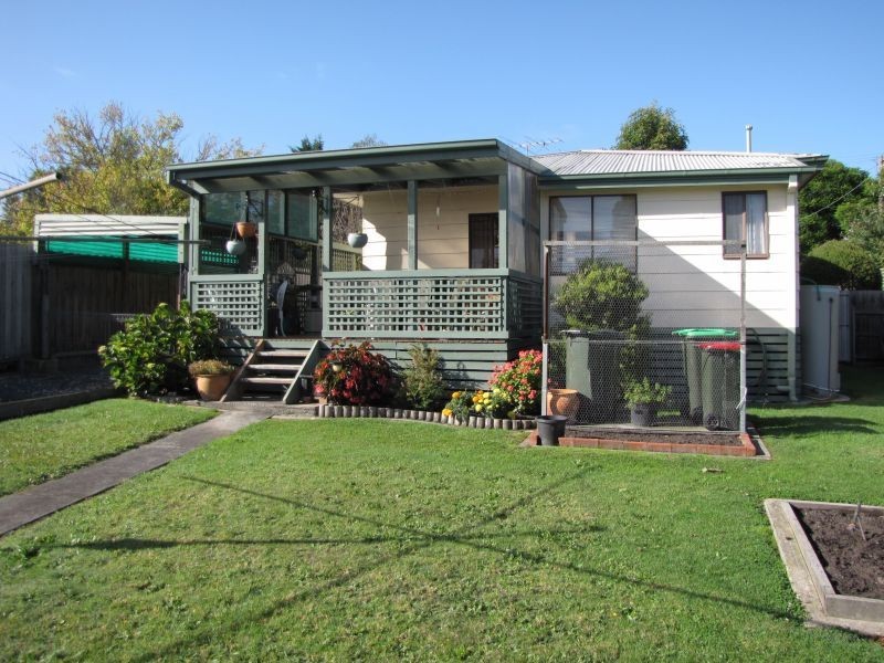 2 Richard Street, Moe VIC 3825