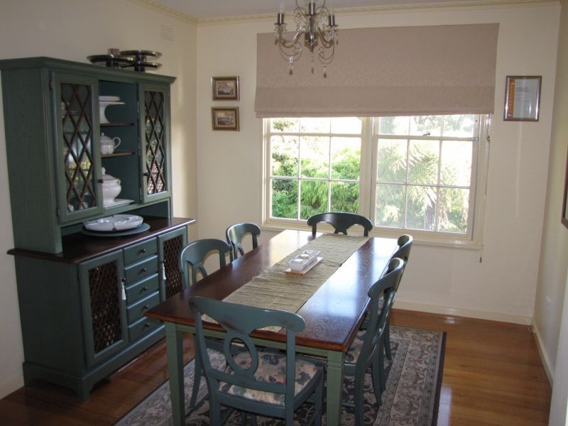 11 Smallburn Avenue, Newborough VIC 3825