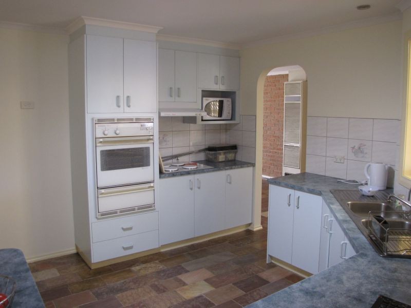 22 Jeeralang Avenue, Newborough VIC 3825