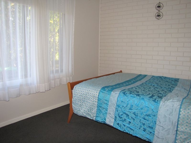 3/2 Joy Street, Newborough VIC 3825