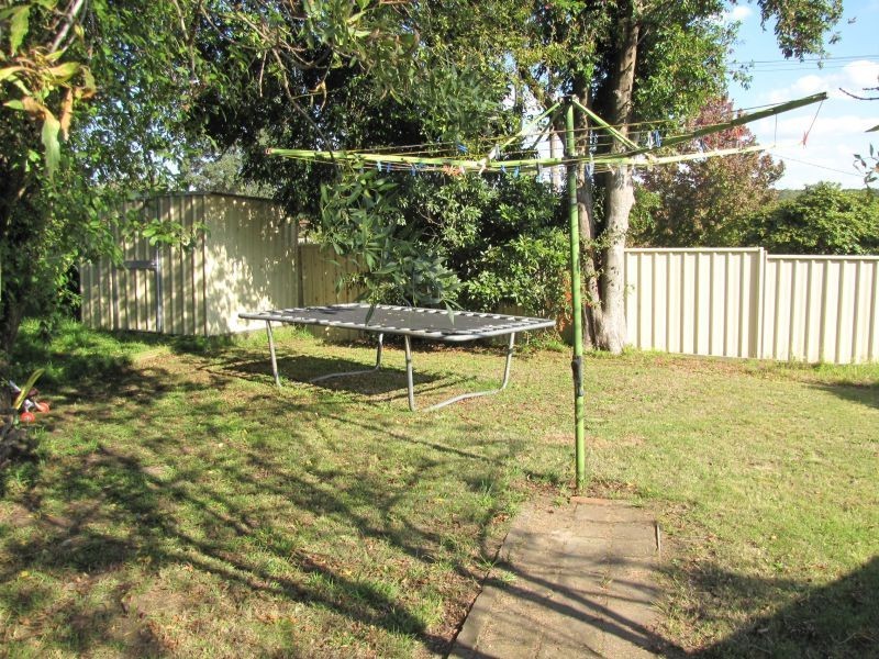 3/2 Joy Street, Newborough VIC 3825