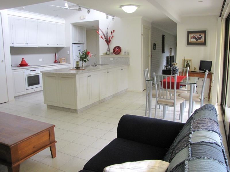 12 Belvedere Court, Newborough VIC 3825