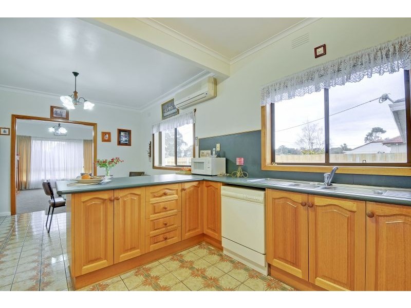 123 Lloyd Street, Moe VIC 3825