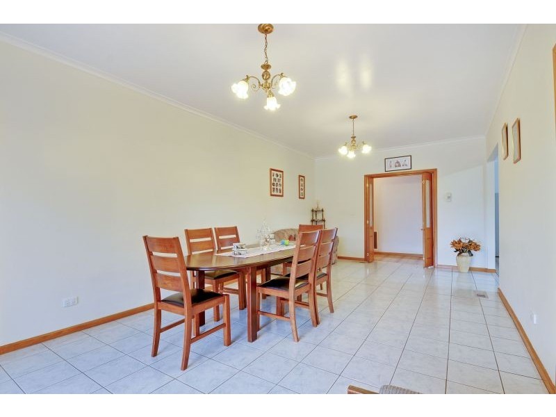 123 Lloyd Street, Moe VIC 3825