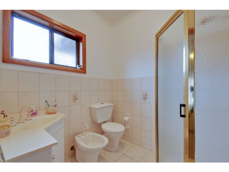 123 Lloyd Street, Moe VIC 3825