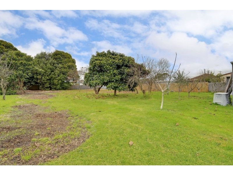 123 Lloyd Street, Moe VIC 3825