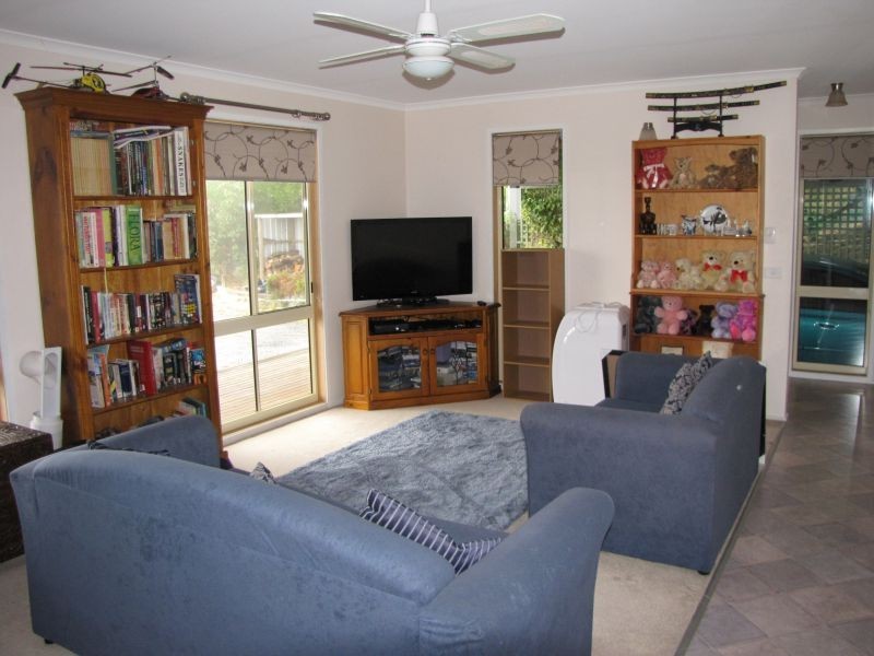 56 Yasmin Drive, Hernes Oak VIC 3825