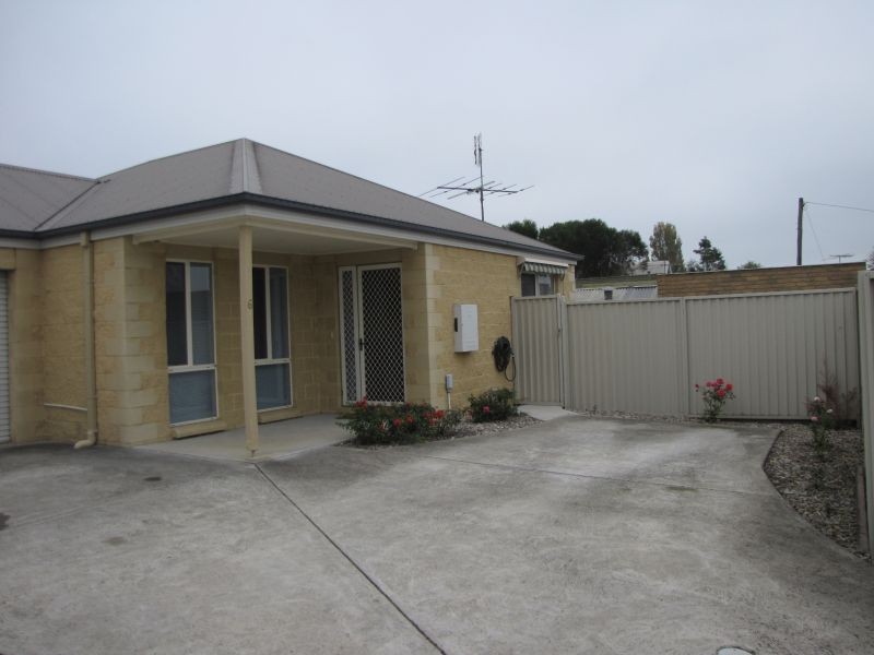 6/39 South Street, Moe VIC 3825
