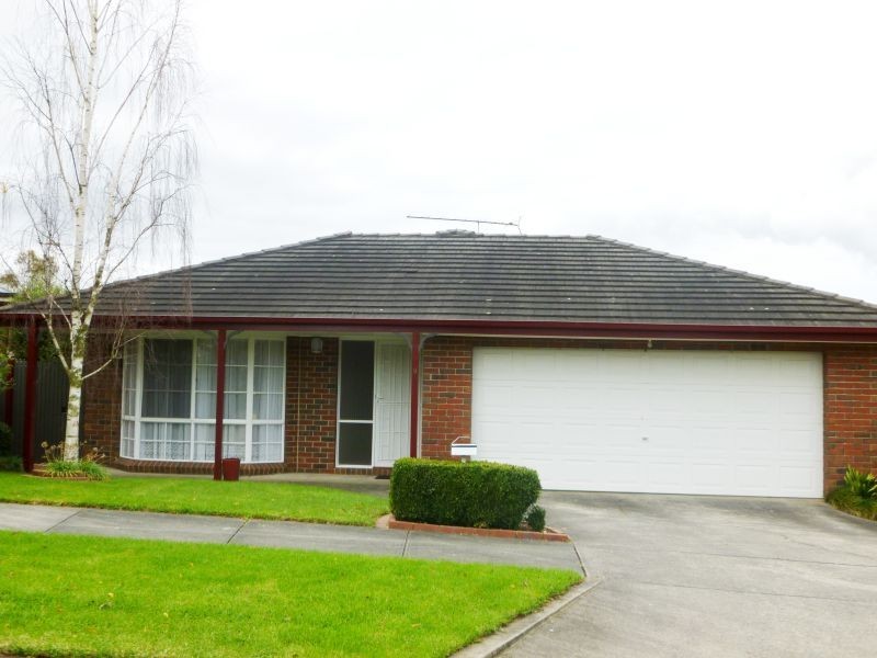 9 Wirrana Drive, Moe VIC 3825