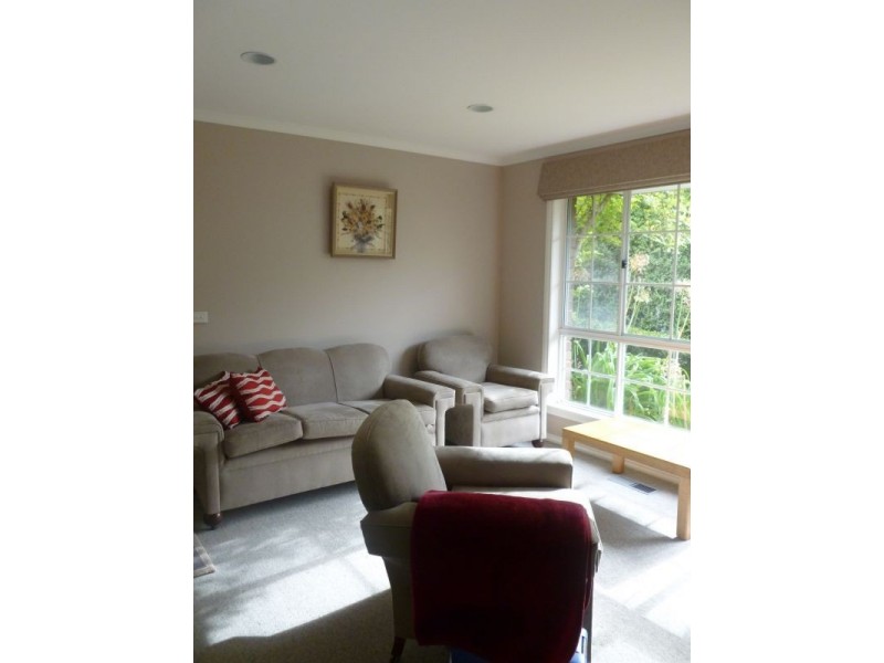 9 Wirrana Drive, Moe VIC 3825