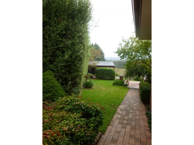 9 Wirrana Drive, Moe VIC 3825