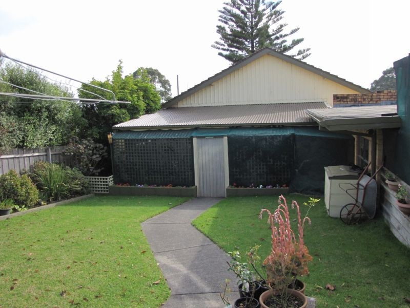26 Bayley Street, Moe VIC 3825