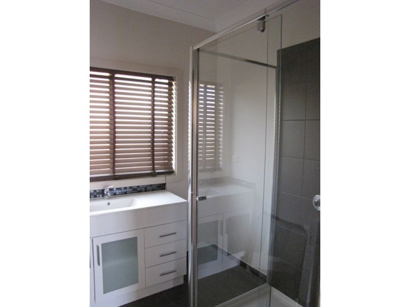 14 Beck Street, Moe VIC 3825