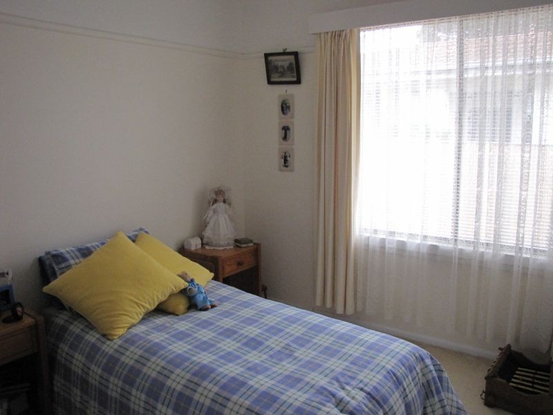 8 Kent Street, Moe VIC 3825