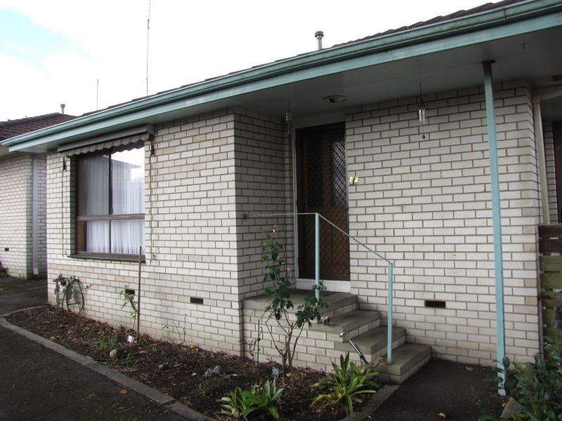4/21 William Street, Newborough VIC 3825