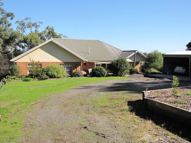 17 Adam View Court, Tanjil East VIC 3825