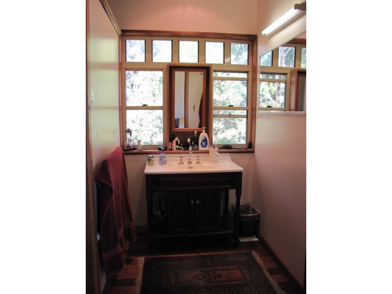 17 Adam View Court, Tanjil East VIC 3825