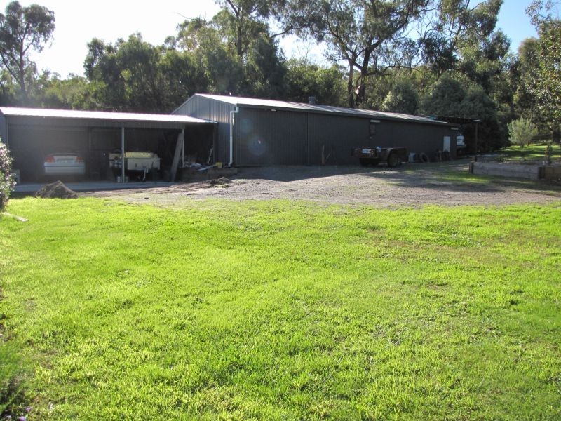 17 Adam View Court, Tanjil East VIC 3825