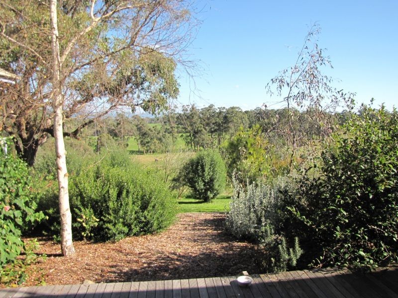 17 Adam View Court, Tanjil East VIC 3825