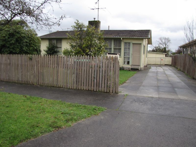 8 Delburn Street, Newborough VIC 3825