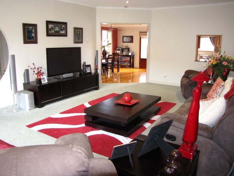 14 Staff Street, Moe VIC 3825
