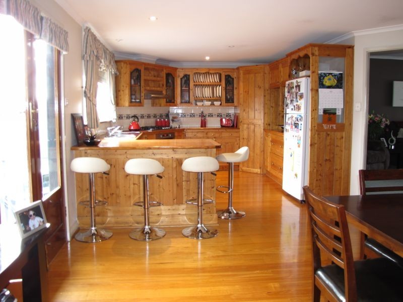 14 Staff Street, Moe VIC 3825