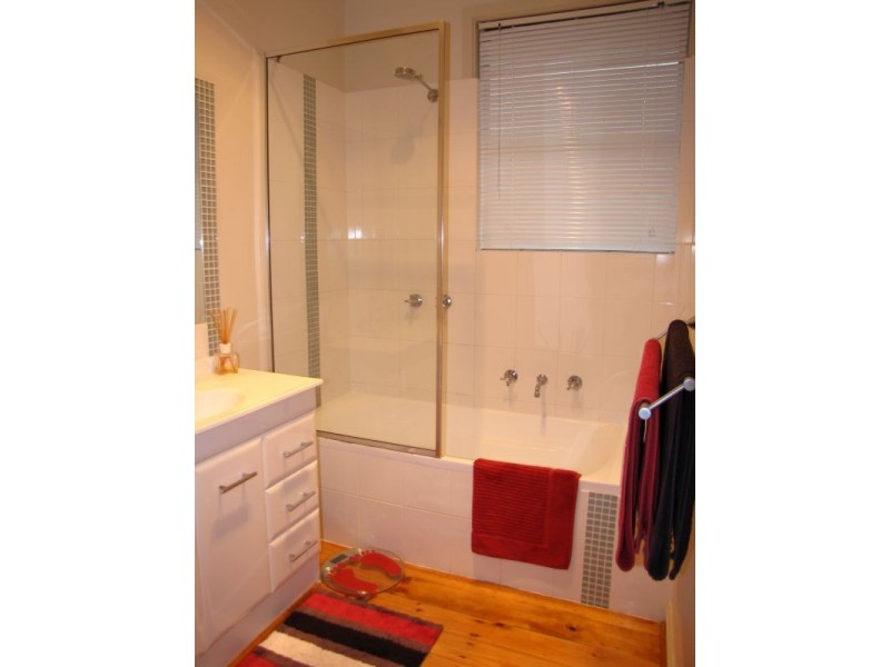 14 Staff Street, Moe VIC 3825