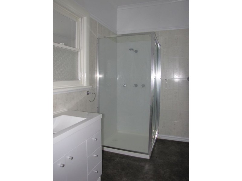 37 Watsons Road, Moe VIC 3825