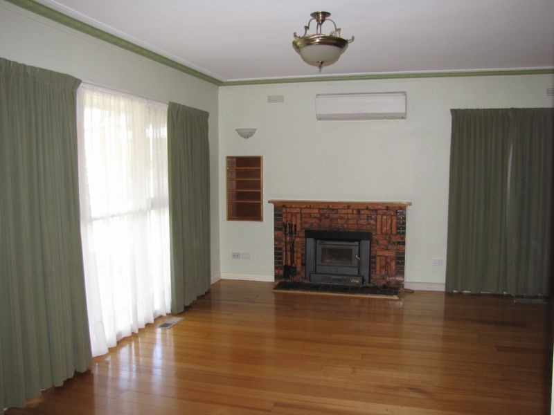 2A Vale Street, Moe VIC 3825