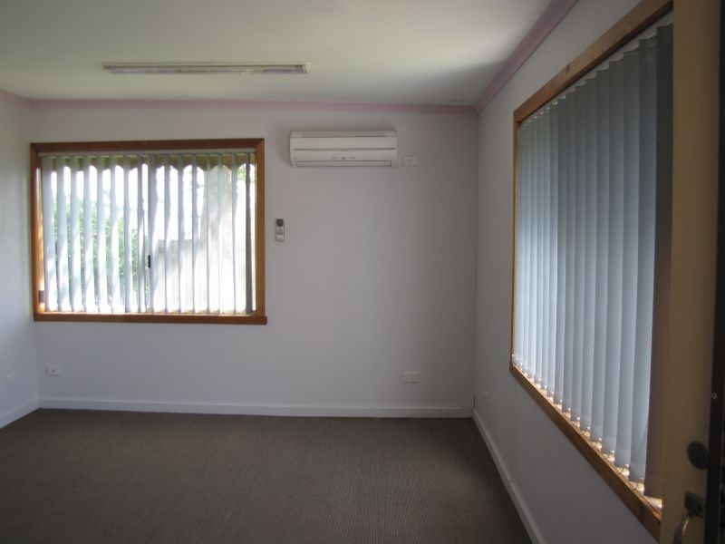 2A Vale Street, Moe VIC 3825