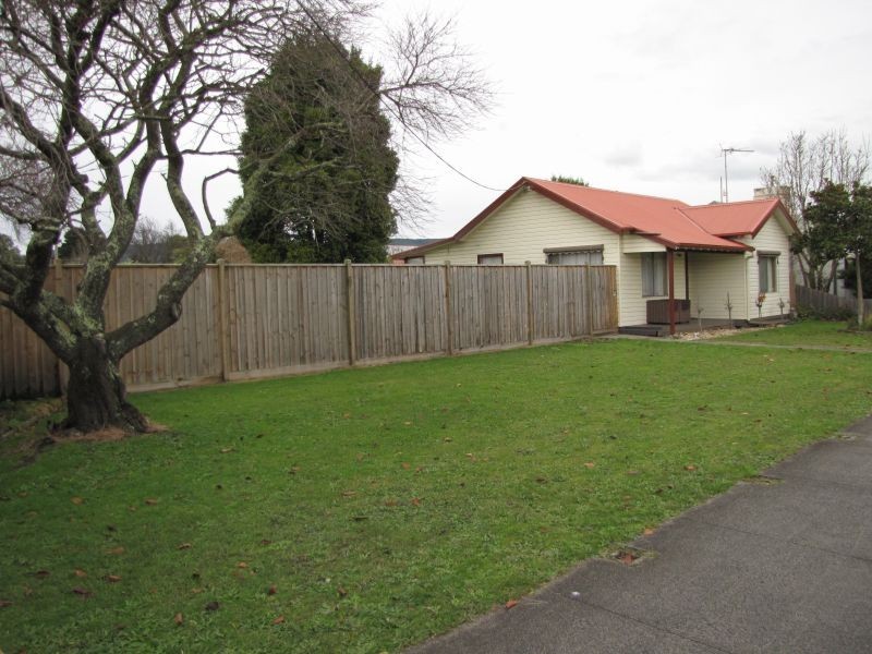 127 Lloyd Street, Moe VIC 3825