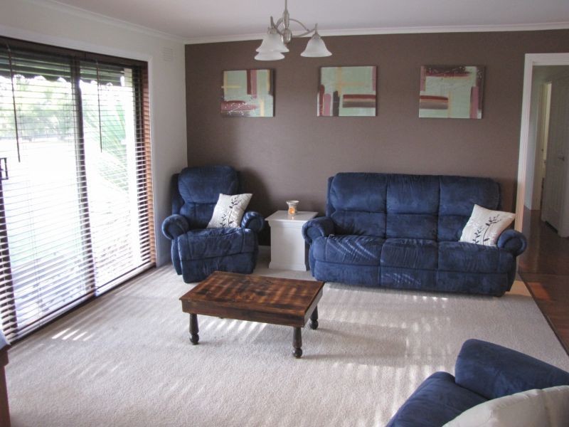 7 Frys Track, Newborough VIC 3825