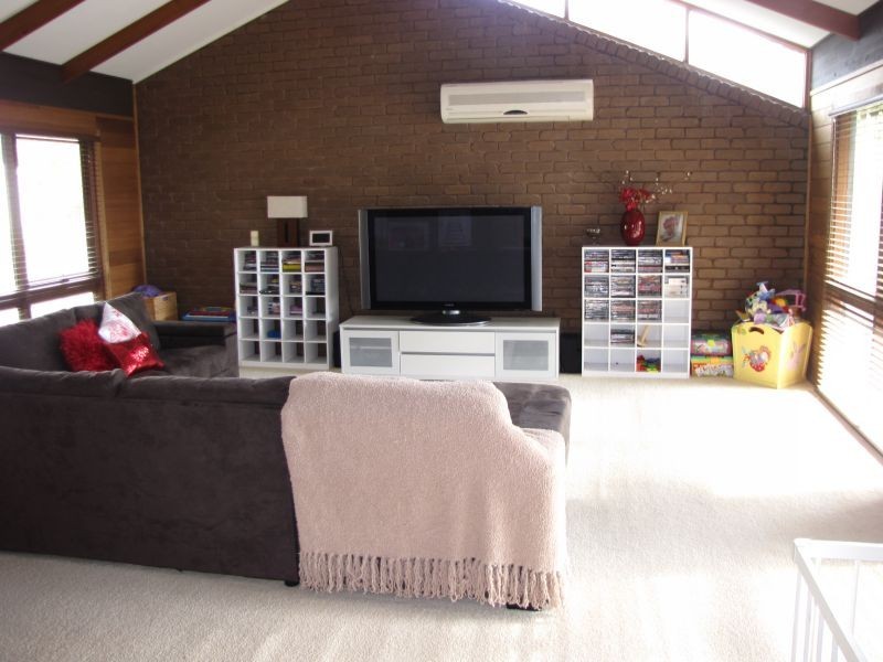 7 Frys Track, Newborough VIC 3825