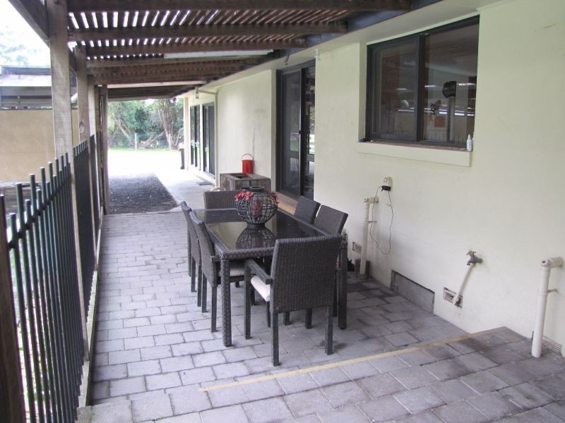 7 Frys Track, Newborough VIC 3825