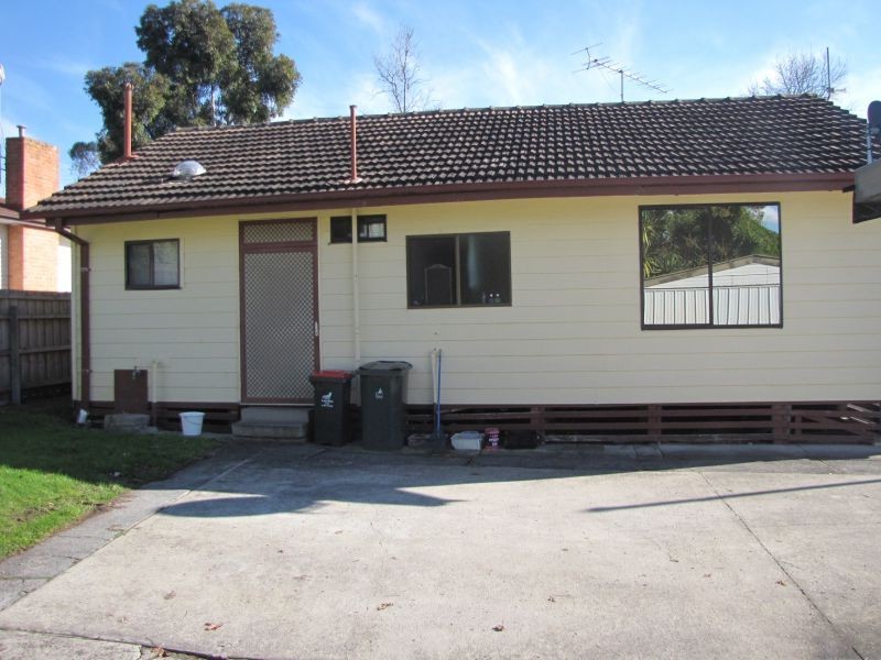 9 Henry Street, Moe VIC 3825