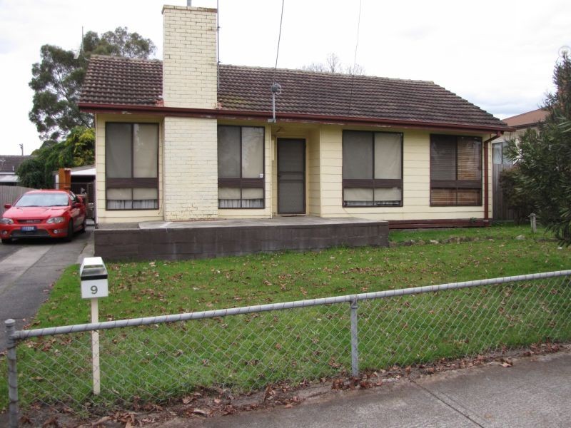9 Henry Street, Moe VIC 3825