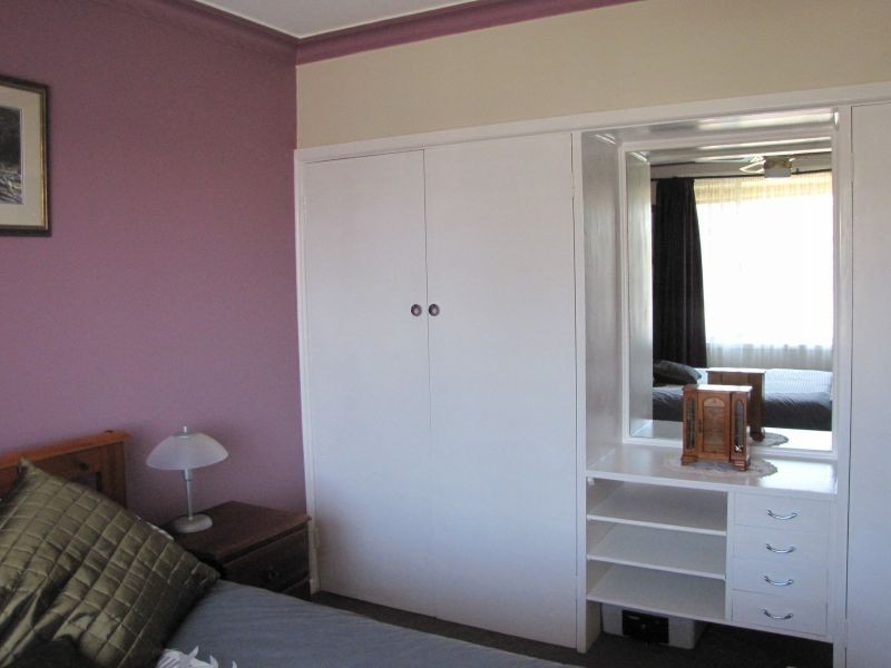 17 William Street, Newborough VIC 3825