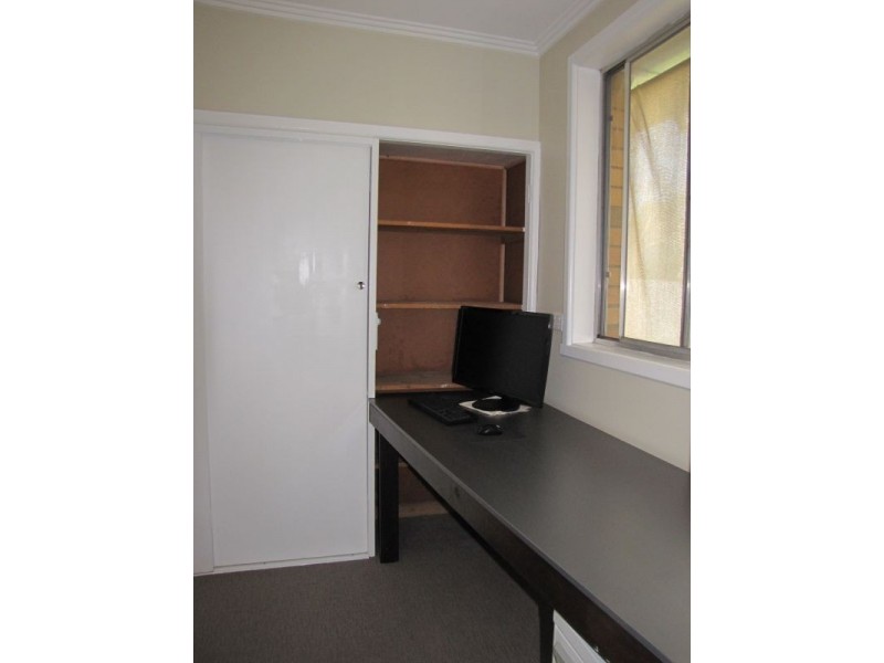 17 William Street, Newborough VIC 3825