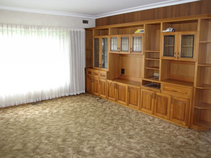 10 Ford Avenue, Newborough VIC 3825