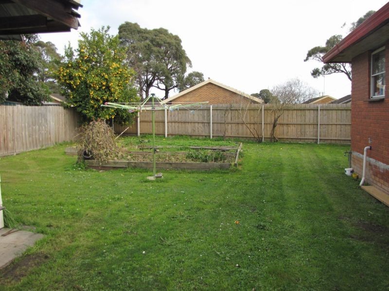 11 Bubb Street, Moe VIC 3825